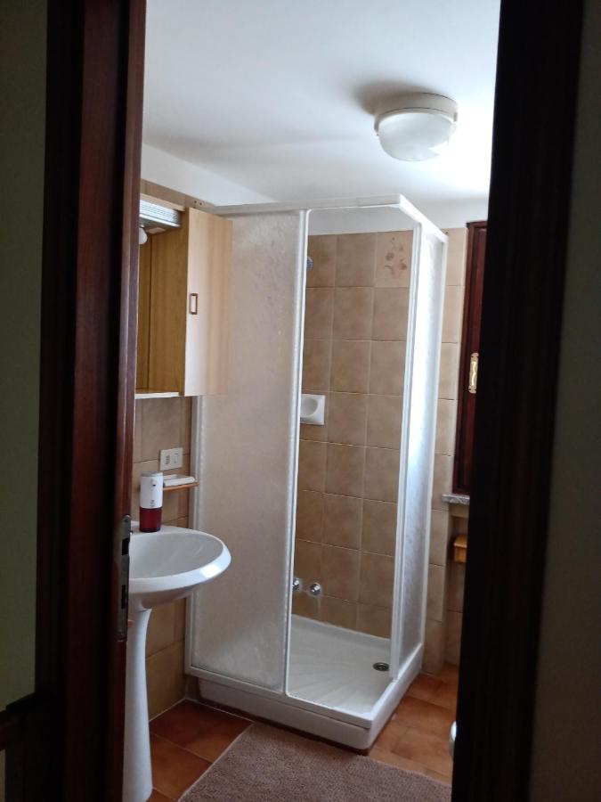 Oxy Holiday Home Iseo Luaran gambar