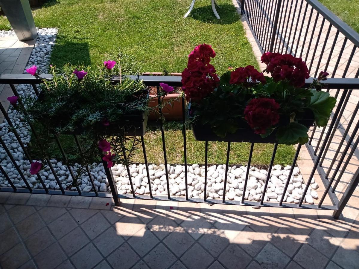 Oxy Holiday Home Iseo Luaran gambar